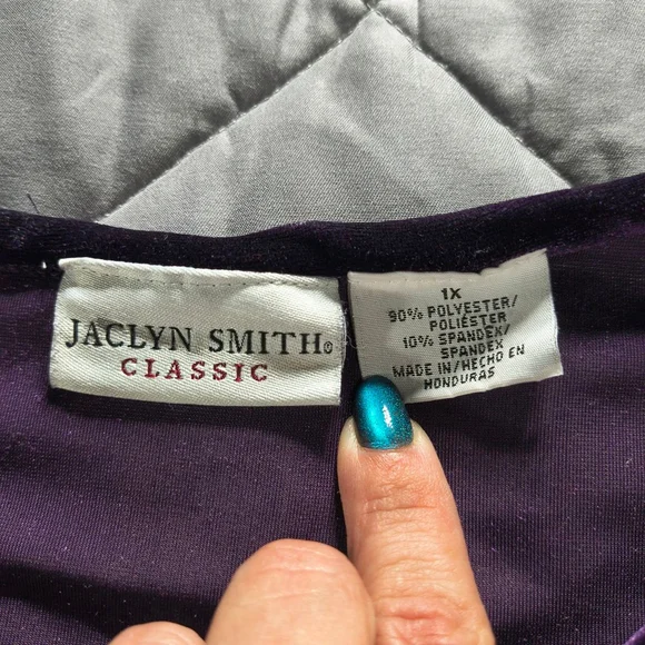 (1X) Women's Jaclyn Smith Purple Long Sleeve Velvety Style Sweater Blouse - Picture 3 of 5